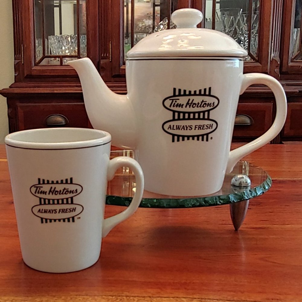 Tim Hortons Porcelain Teapot and Cup Set.